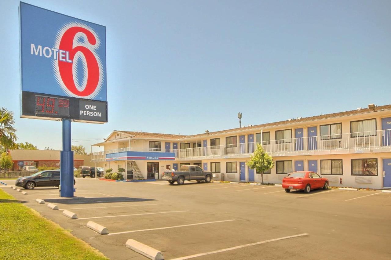 Motel 6-Fresno, Ca - Blackstone North Exterior photo